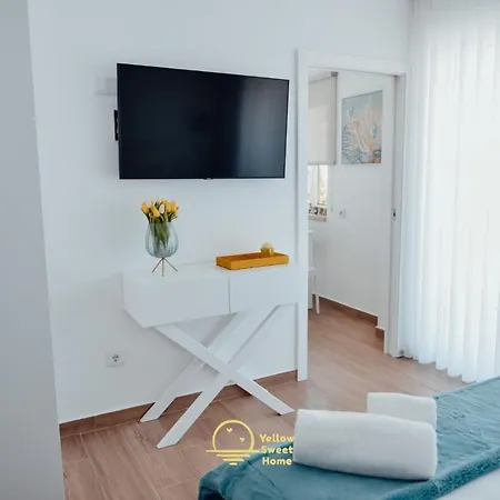 Nyaraló Yellow Sweet - Maria E Beatriz *