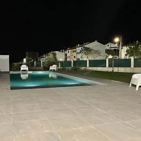 Nyaraló Yellow Sweet - Maria E Beatriz Nazaré