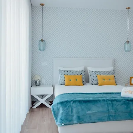 Nyaraló Yellow Sweet - Maria E Beatriz Nazaré