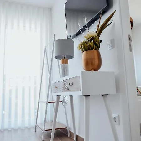 Nyaraló Yellow Sweet - Maria E Beatriz