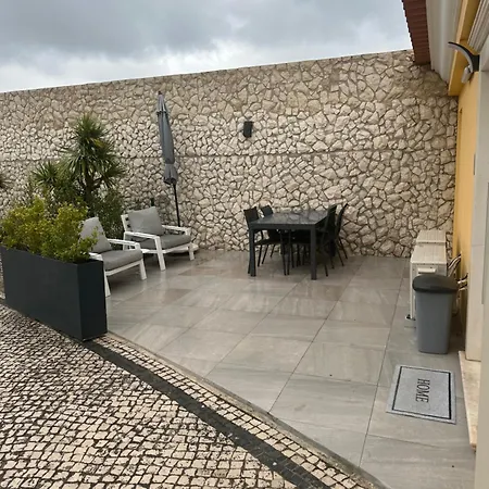 Nyaraló Yellow Sweet - Maria E Beatriz