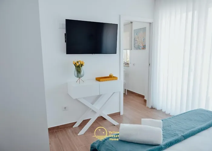 Holiday home Yellow Sweet - Maria E Beatriz *