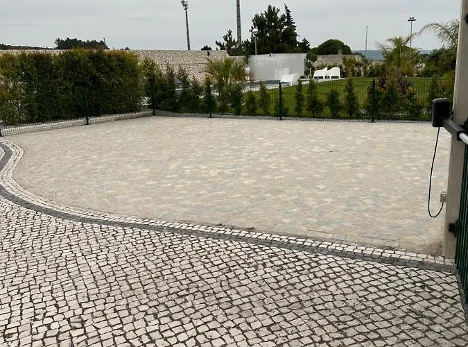 Yellow Sweet - Maria E Beatriz * Nazare