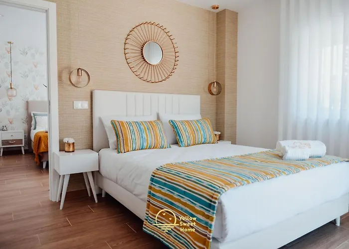 Yellow Sweet - Maria E Beatriz Nazare